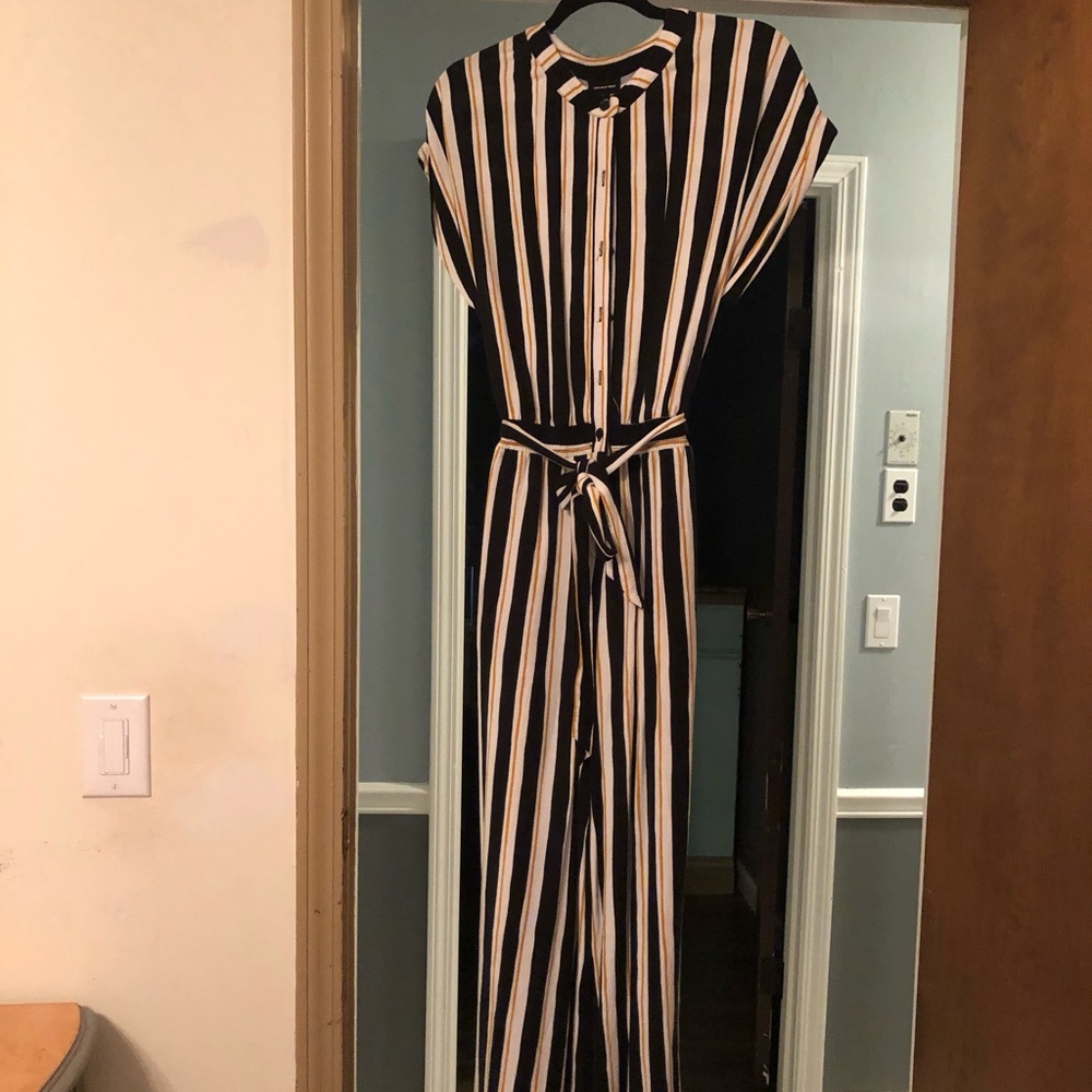Striped jumpsuit with belt